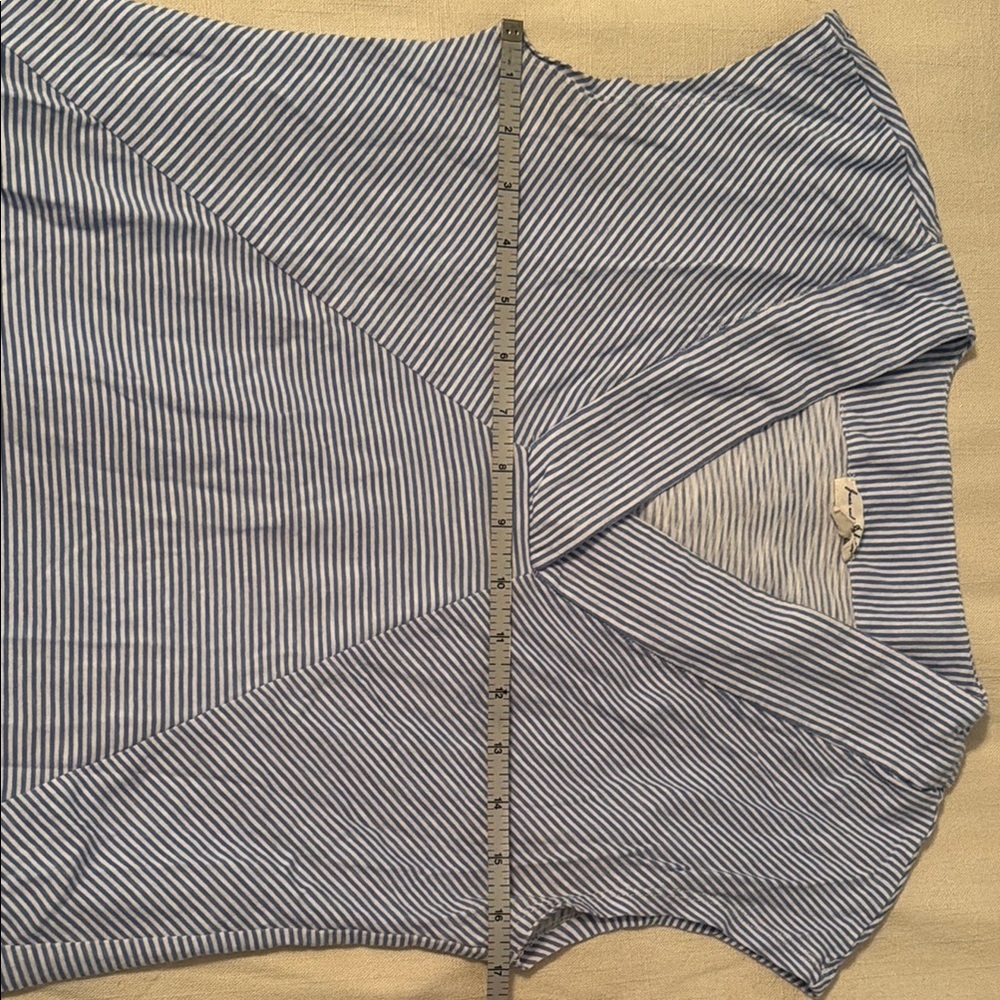 V neck blue & white nautical knit Blouse - Picture 5 of 5